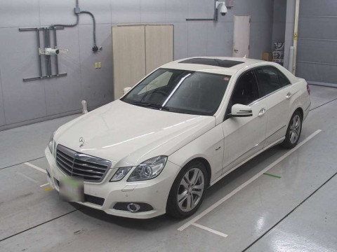 2010 Mercedes Benz E-Class 212024C[0]