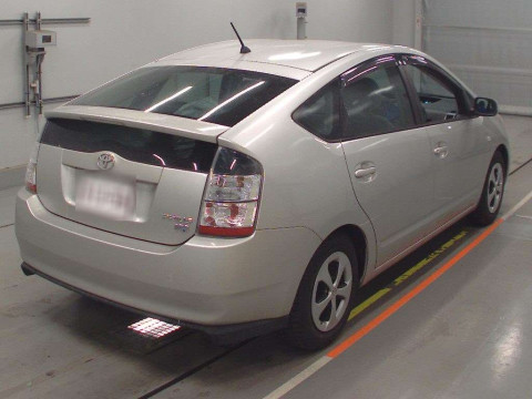 2004 Toyota Prius NHW20[1]