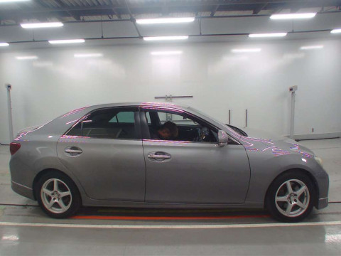 2009 Toyota Mark X GRX133[2]