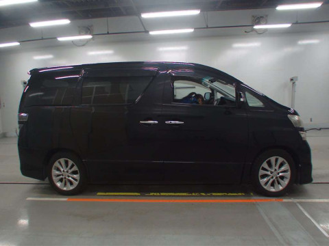 2008 Toyota Vellfire GGH20W[2]