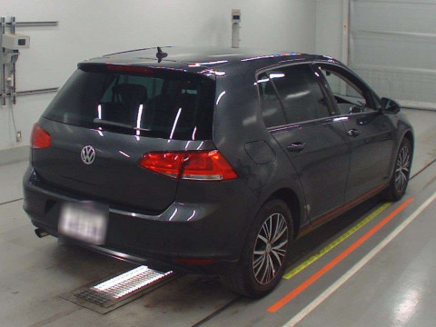 2016 Volkswagen Golf AUCJZ[1]