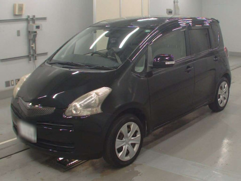 2009 Toyota Ractis SCP100[0]