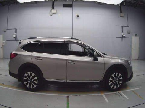 2016 Subaru Legacy Outback BS9[2]