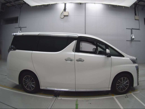 2018 Toyota Vellfire GGH30W[2]