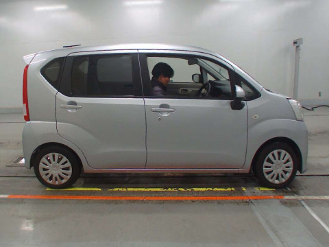 2017 Daihatsu Move LA150S[2]