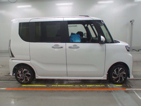 2024 Daihatsu Tanto Custom LA650S[2]