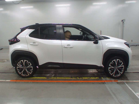 2023 Toyota YARIS CROSS MXPB10[2]