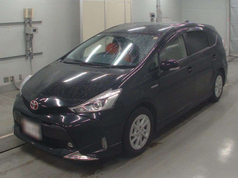 2016 Toyota Prius alpha ZVW41W[0]