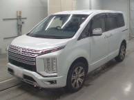 2023 Mitsubishi Delica D5