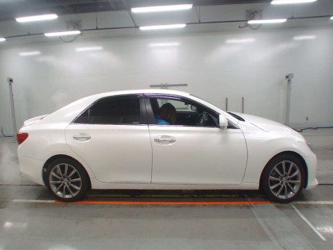 2015 Toyota Mark X GRX130[2]