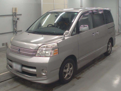 2006 Toyota Voxy AZR60G[0]