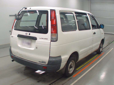 2004 Toyota Liteace Van KR42V[1]