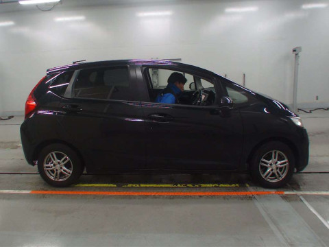 2015 Honda Fit GK3[2]