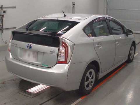 2014 Toyota Prius ZVW30[1]