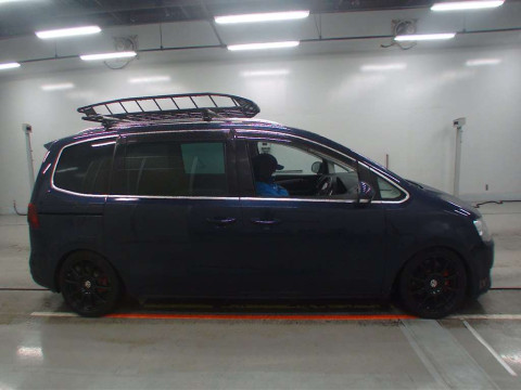 2011 Volkswagen Sharan 7NCAV[2]