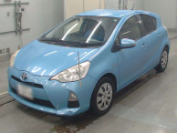 2013 Toyota Aqua