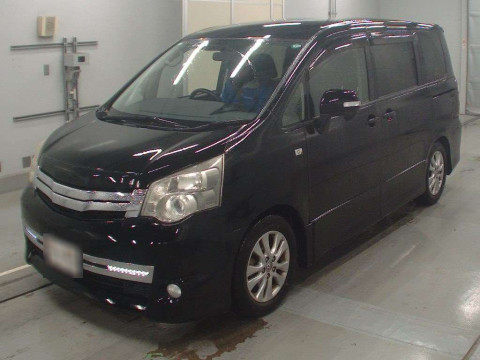 2013 Toyota Noah ZRR70W[0]