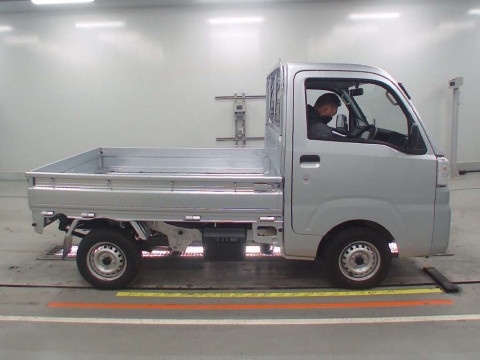 2021 Daihatsu Hijet Truck S510P[2]