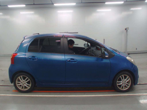 2008 Toyota Vitz NCP91[2]