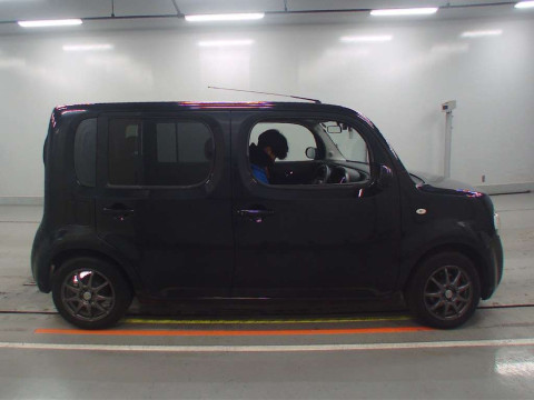 2012 Nissan Cube Z12[2]