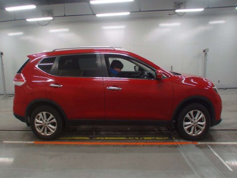 2014 Nissan X-Trail T32[2]