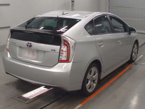 2012 Toyota Prius ZVW30[1]