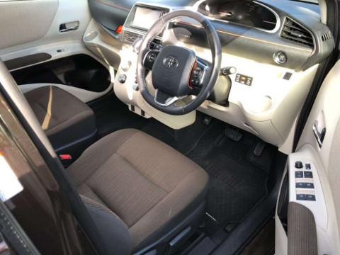 2015 Toyota Sienta NSP170G[0]