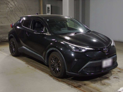 2020 Toyota C-HR NGX10[2]