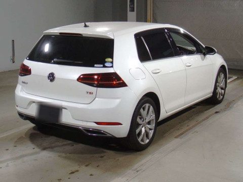 2018 Volkswagen Golf AUCPT[1]