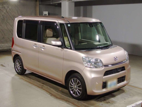 2015 Daihatsu Tanto LA600S[2]