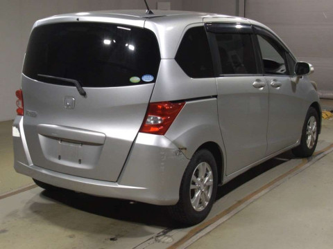 2011 Honda Freed GB3[1]