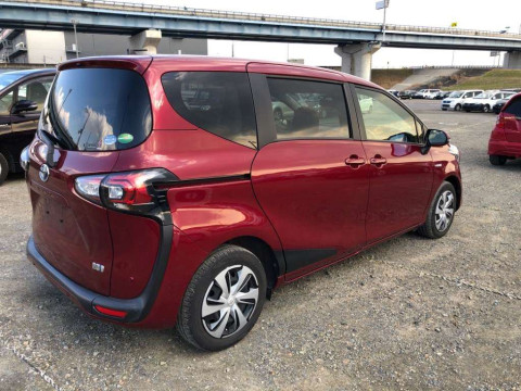 2020 Toyota Sienta NHP170G[1]