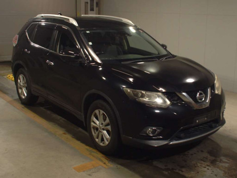 2016 Nissan X-Trail T32[2]