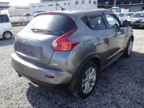 2010 Nissan JUKE YF15[1]