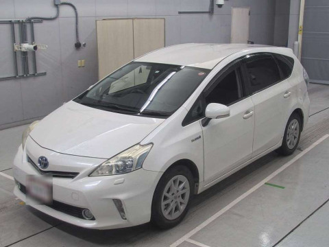 2012 Toyota Prius alpha ZVW41W[0]