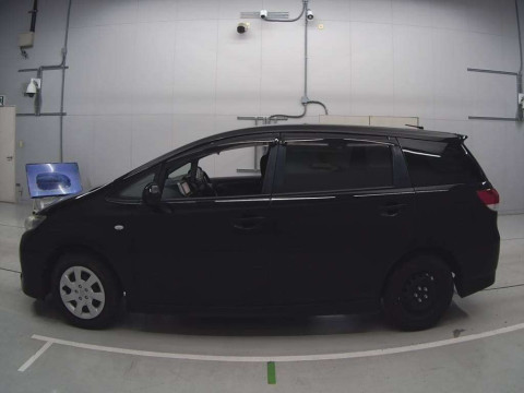 2010 Toyota Wish ZGE20G[2]