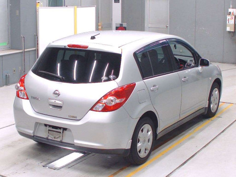 2010 Nissan Tiida C11[1]