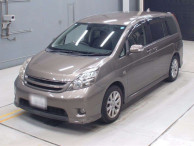 2007 Toyota Isis