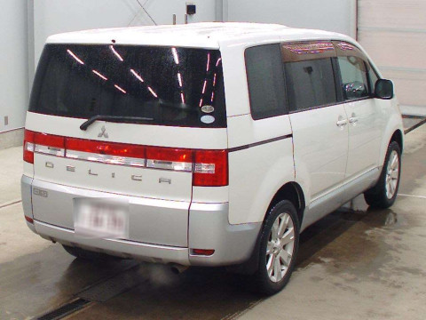 2007 Mitsubishi Delica D5 CV5W[1]