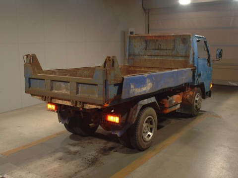 1986 Mitsubishi Fuso Canter FE315BD[1]