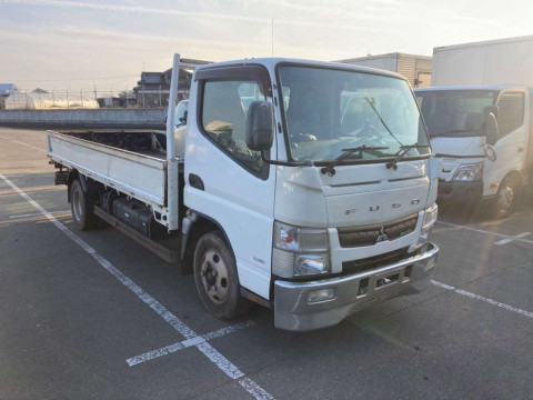 2015 Mitsubishi Fuso Canter FEA50[2]