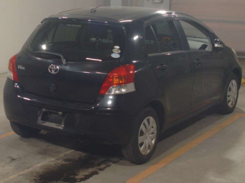 2010 Toyota Vitz SCP90[1]