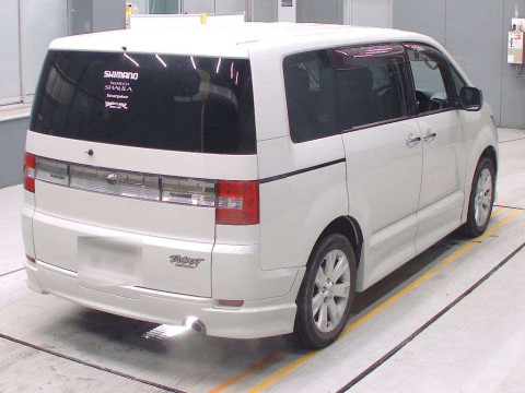 2012 Mitsubishi Delica D5 CV2W[1]