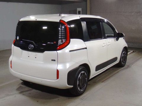 2023 Toyota Sienta MXPL10G[1]