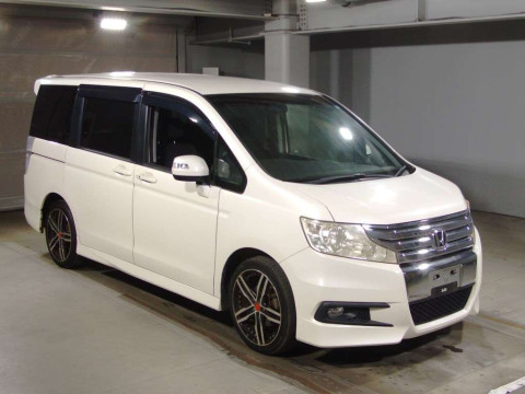 2009 Honda Step WGN Spada RK5[2]