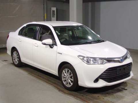 2018 Toyota Corolla Axio NKE165[2]