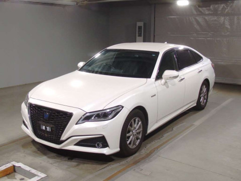 2018 Toyota Crown Hybrid AZSH20[0]