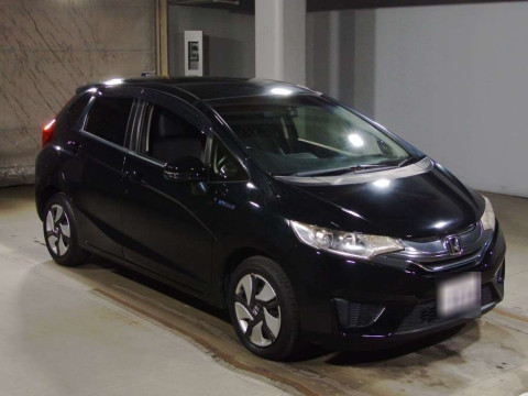 2015 Honda Fit Hybrid GP5[2]