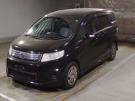 2013 Honda Freed spike hybrid