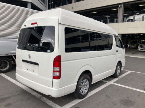 2007 Toyota Hiace Wagon TRH214W[1]